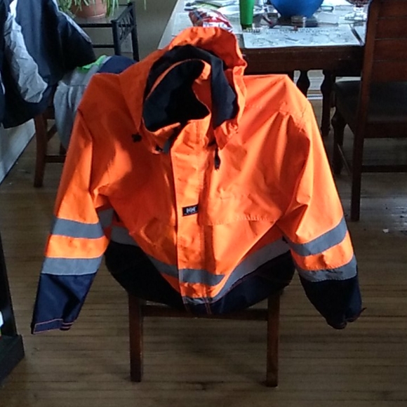 Helly hansen work coat - Picture 2 of 3